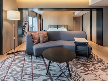Suite, Club Lounge Access, Bay View