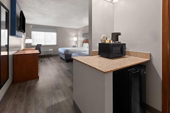 Room, 2 Queen Beds, Non Smoking