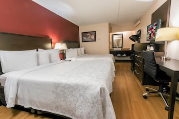Deluxe Room, 2 Double Beds (Smoke Free)
