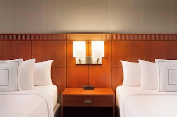 Room, 2 Queen Beds, Hearing Accessible