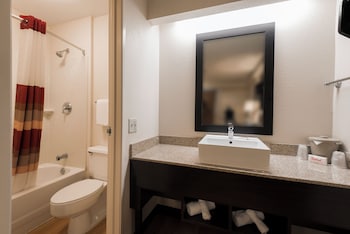 Standard Room, 1 King Bed (Smoke Free)