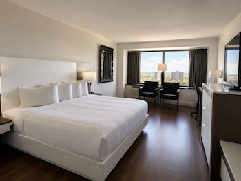 Deluxe Room, 1 King Bed