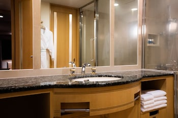 Corner Suite Double Room