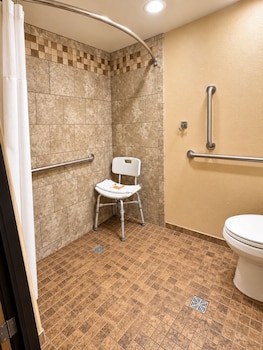 Standard Room, 2 Queen Beds, Accessible