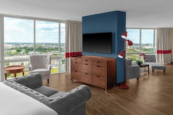 Studio, 1 King Bed with Sofa bed, Kitchenette