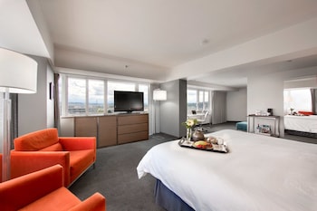 Superior Suite, 1 King Bed (Club King Suite)