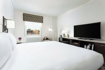 Superior Room, 1 King Bed