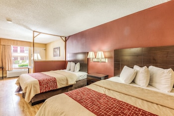 Deluxe Room, 2 Queen Beds, Accessible, Non Smoking