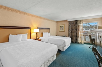 Standard Room, 2 Double Beds, Non Smoking