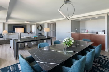 Presidential Suite Premier Tower