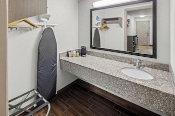 Deluxe Room, 2 Double Beds, Accessible, Non Smoking