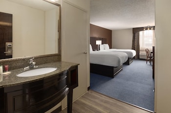 Room, 2 Queen Beds, Non Smoking