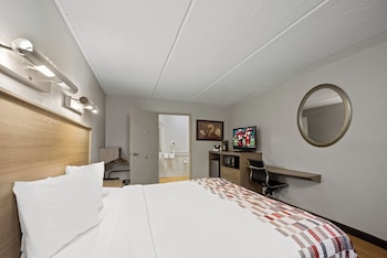 Deluxe Room, 1 King Bed, Accessible, Non Smoking