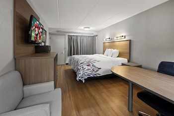 Superior Room, 1 King Bed, Smoking