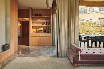 Grand Pavillion Penthouse