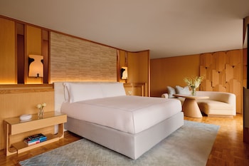 Knightsbridge Pavillion Penthouse