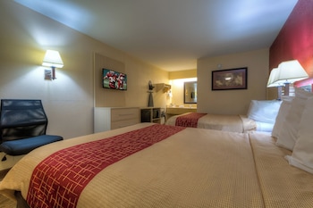 Deluxe Room, 2 Queen Beds, Non Smoking