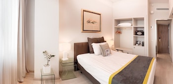 Basic Single Room with Courtyard View