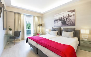 Signature Double with private balcony & Lycabettus view