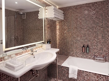 Signature Triple with Private Balcony and City View