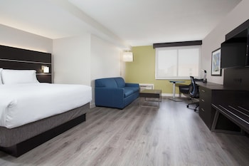 Suite, 1 Queen Bed with Sofa bed, Jetted Tub