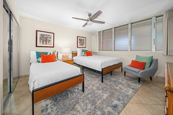 Condo, 2 Bedroom, Oceanfront (Unit 811, 2.5 Bath)