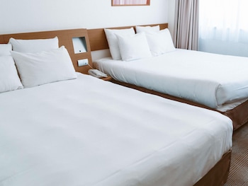 Standard Room, 2 Queen Beds