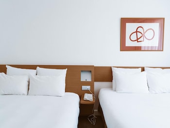 Standard Room, 2 Queen Beds