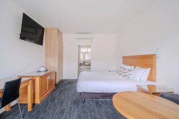 King Spa Room