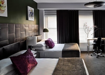 Family Suite, Multiple Beds (Two Queen)