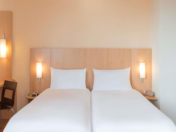 Standard Room, 2 Twin Beds