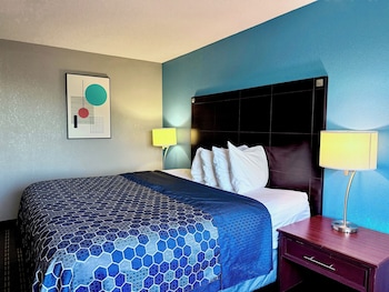 Standard Room, 1 King Bed