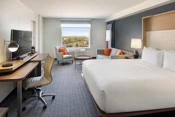 Junior Suite, 1 King Bed with Sofa bed