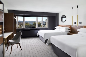 Standard Room, 2 Queen Beds (Mobility Accessible w/ Tub)
