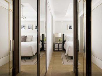 Director Suite