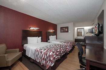 Deluxe Room, 2 Double Beds (Smoke Free)