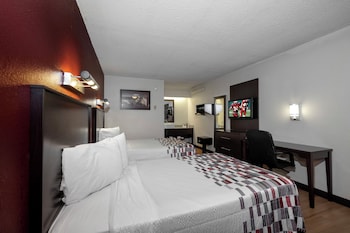Standard Room, 2 Double Beds (Smoke Free)