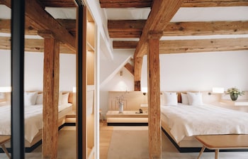 Suite (Admiral)