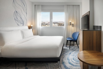 Superior Room, 1 King Bed