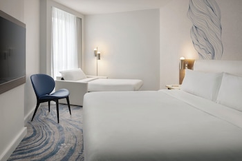 Superior Room, 1 King Bed with Sofa bed