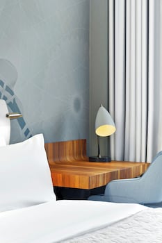 Room, 1 King Bed