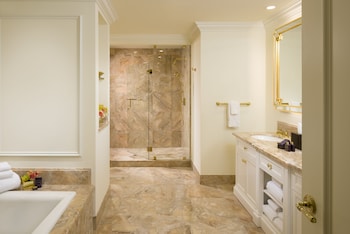 Premier Suite, 1 Bedroom (S P A)