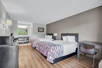 Deluxe Room, 2 Queen Beds, Accessible, Non Smoking