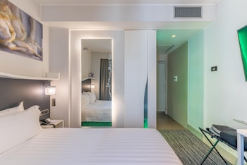 Standard Room, 1 Double Bed, Smoking (Small Room;Bed is French Bed)
