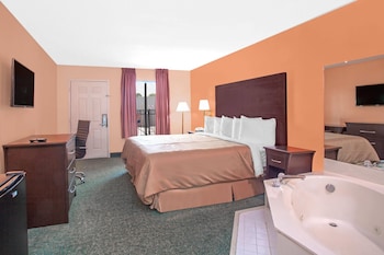 Suite, 1 King Bed, Non Smoking