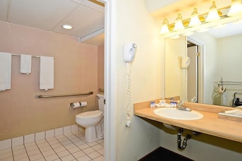 Suite, 1 King Bed, Non Smoking (Jacuzzi Tub)