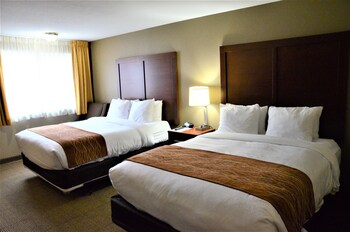 Double Room, 2 Queen Beds, Non Smoking