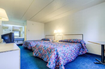Standard Room, 2 Double Beds, Non Smoking