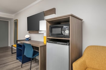Room, 2 Queen Beds