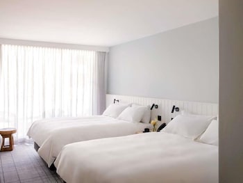 Village 2 Queen Beds, Terrace